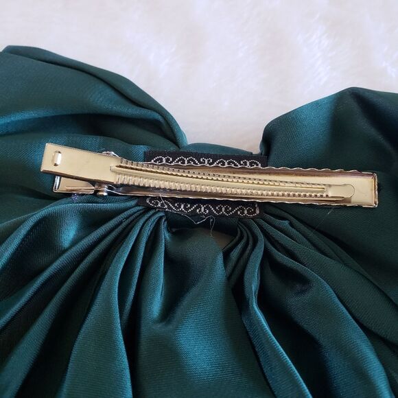 Elegant Emerald Satin Hair Bow - Picture 2 of 2